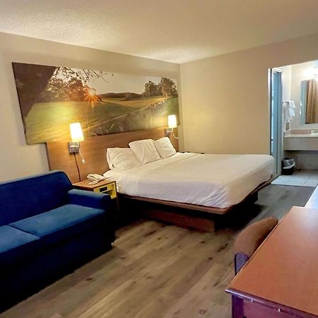 Days Inn By Wyndham Ашленд Экстерьер фото